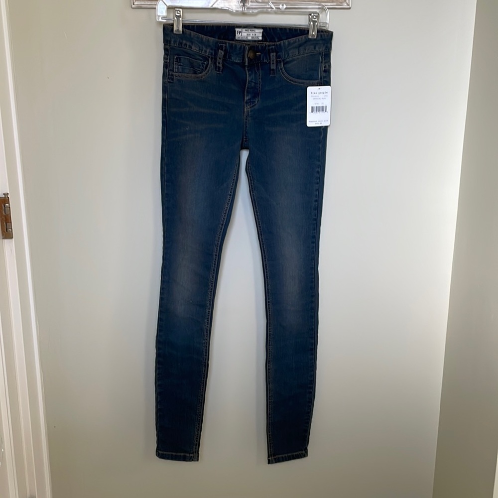 NWT Free People Skinny Jeans Size 25